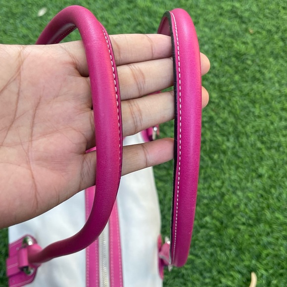 Burberry London - Picture 11 of 16